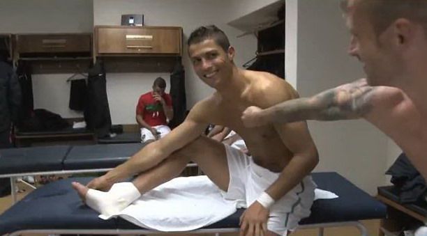 Ronaldo parca ne face in ciuda: din nou la bustul gol intr-un spot publicitar! VIDEO!