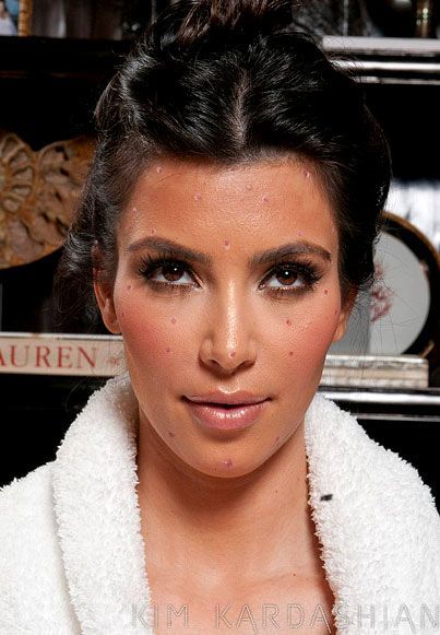 Kim Kardashian, transformata in statuie de ceara pentru muzeul Madame Tussauds