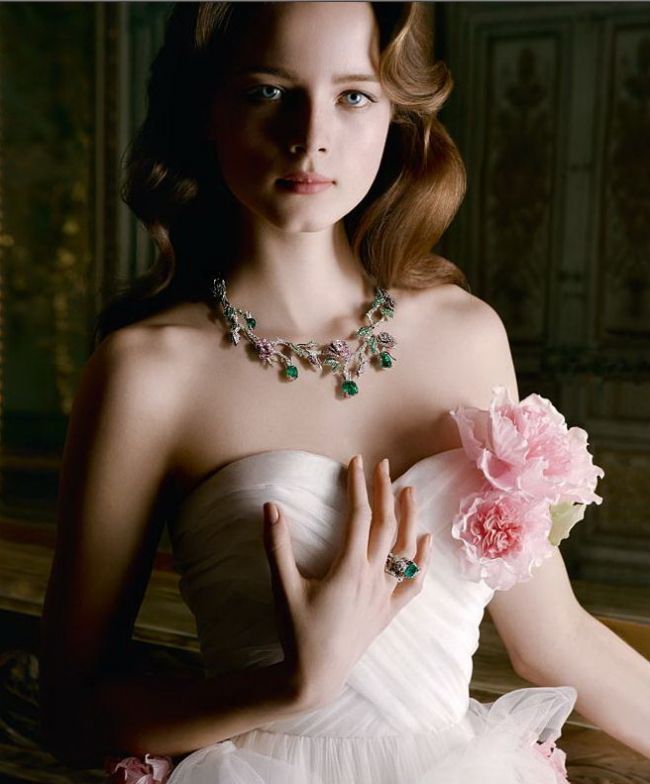 Uite ce bijuterii Dior poti sa iti cumperi din Bucuresti VIDEO