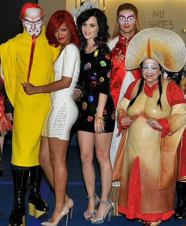 Cu logodnicul in puscarie, Katy Perry si Rihanna si-au facut de cap la petrecerea burlacitelor FOTO &nbsp;