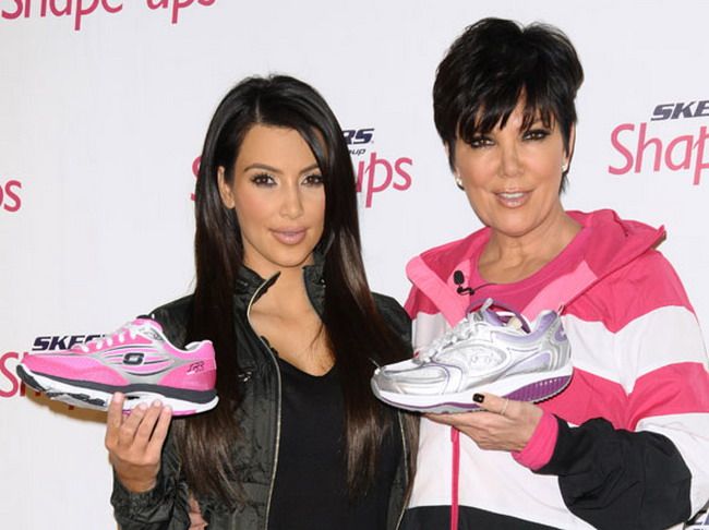 Kim Kardashian, noua imagine a pantofilor de slabit Skechers Shape Ups