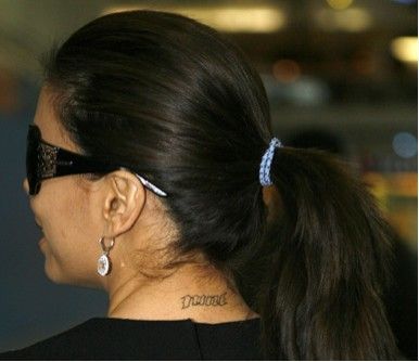 Eva Longoria vrea sa scape de tatuajele ce-i amintesc de fostul sot