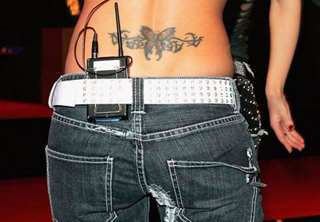 Cheryl Cole, tatuata din cap pana-n picioare
