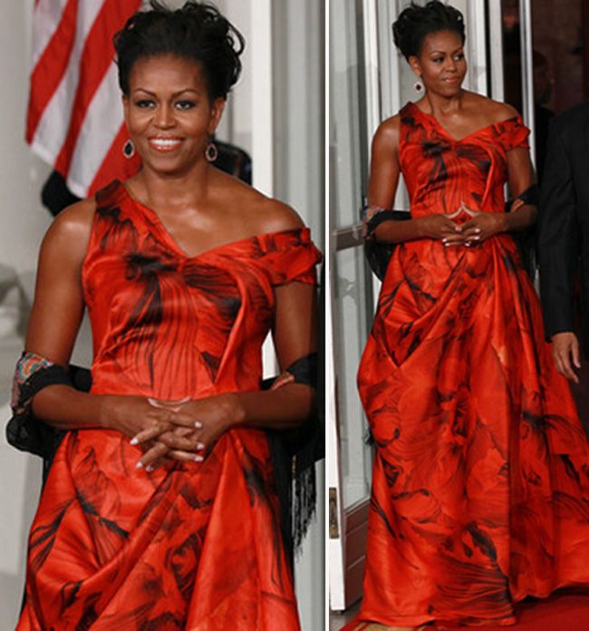 Look-ul zilei: Michelle Obama, high fashion in Alexander McQueen