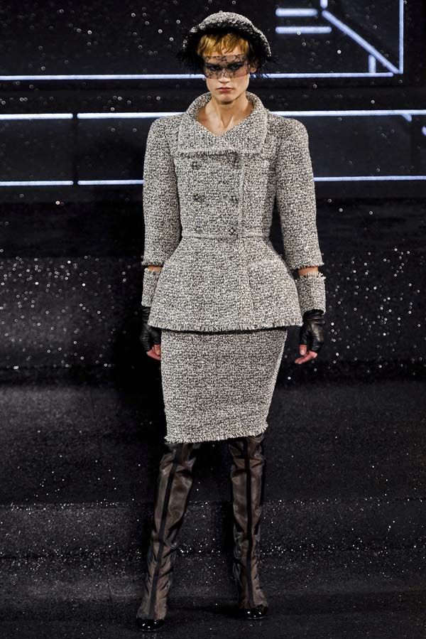 Chanel - colectia Haute Couture pentru toamna 2011
