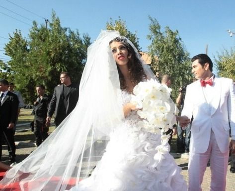 Nunta anului in Romania: Alina Vidican, noua doamna Borcea - mireasa in rochie de 20.000 de euro!