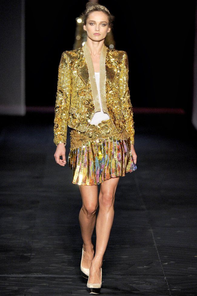 Roberto Cavalli: colectia pentru primavara - vara 2012, prezentata la Milan Fashion Week