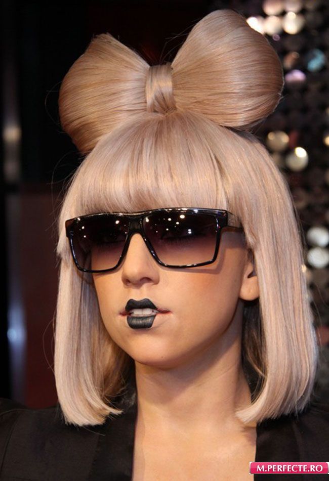 Machiaj de Halloween: transforma-te in Lady Gaga pentru o noapte