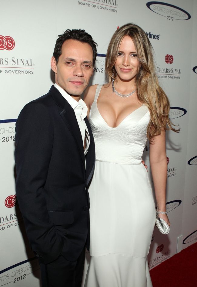J.Lo are motive sa fie geloasa: iubita lui Marc Anthony a furat toate privirile pe covorul rosu cu un decolteu exploziv