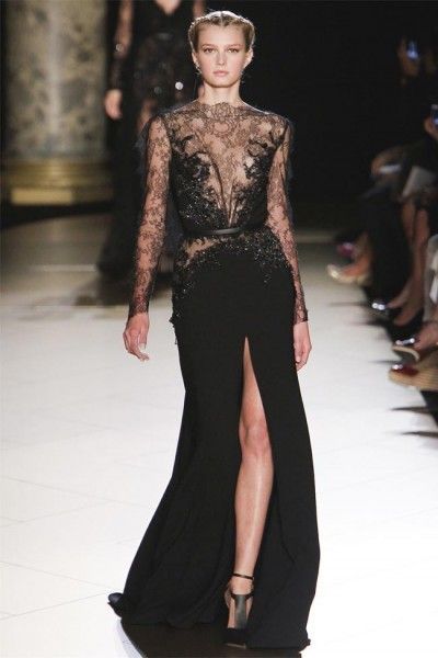 Elie Saab Haute Couture: transparente, decolteuri, slituri adanci. Vezi cea mai senzuala colectie pentru toamna 2012