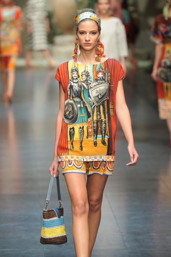 Milano Fashion Week: Dolce Gabbana, o colectie plina de culoare, de inspiratie siciliana