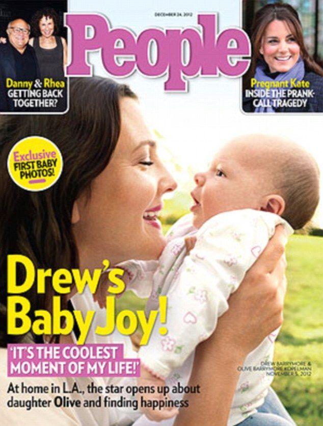 Drew Barrymore si-a aratat fetita pentru prima data. Uite cat de simpatica este micuta Olive