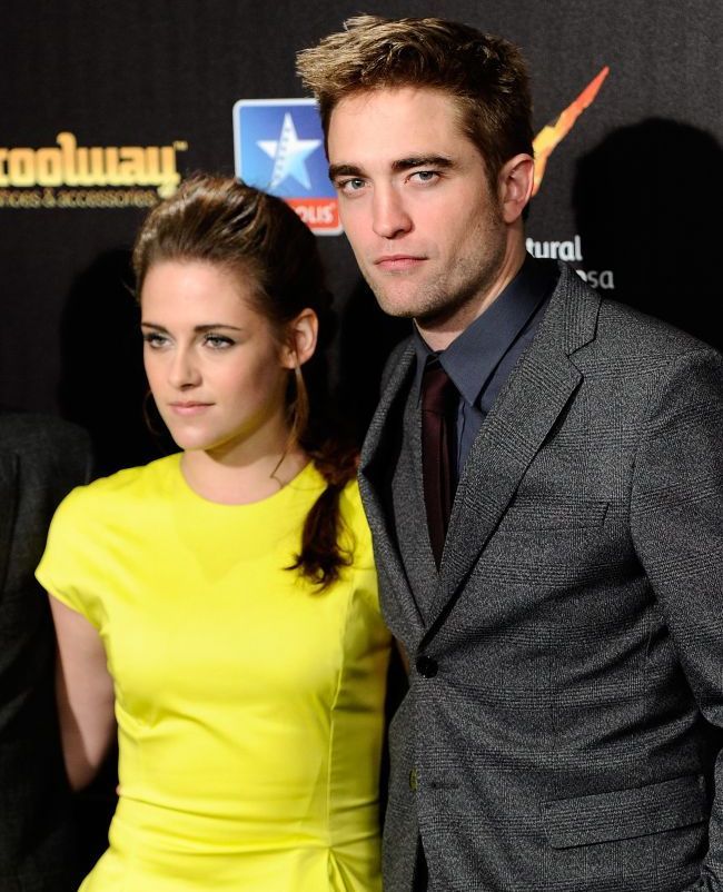 Robert Pattinson a inlocuit-o pe Kristen Stewart cu o australianca. Vezi cum arata cea despre care se spune ca ar fi noua lui iubita