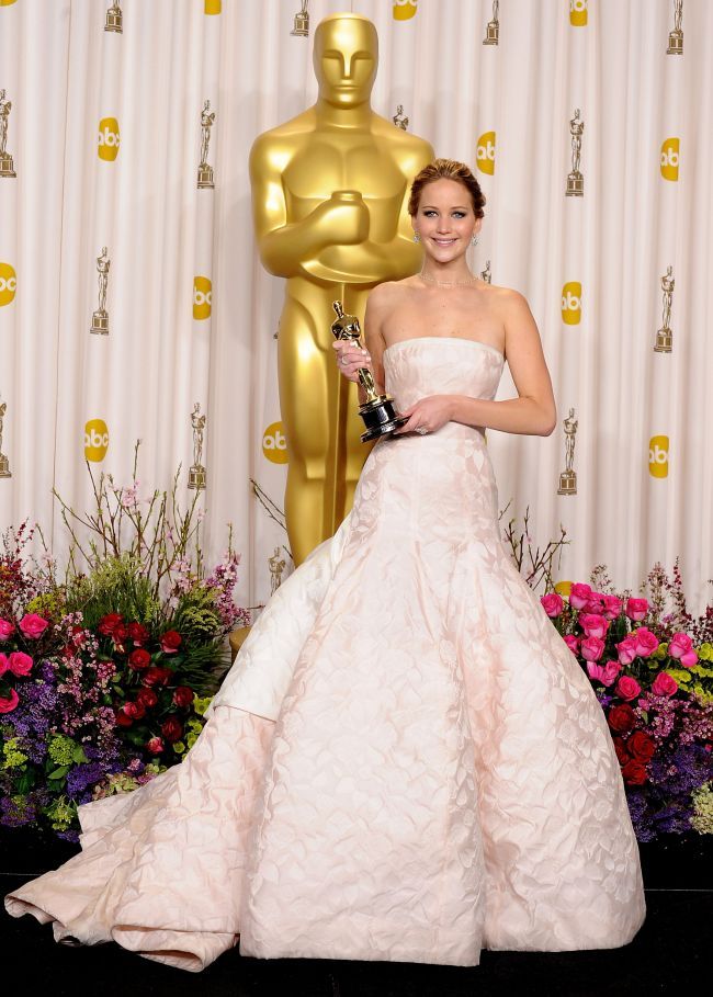Acum este regina Hollywoodului. Cum arata castigatoarea premiului Oscar, Jennifer Lawrence, la debutul in showbiz, in urma cu 5 ani