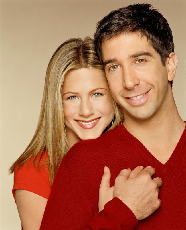 In Friends , Ross era indragostit nebuneste de Rachel. Cum arata in realitate sotia actorului David Schwimmer