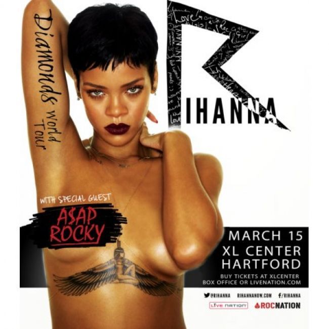 Panouri sexy cu Rihanna au fost imbracate de localnici in Dublin. Trebuie sa vezi aceste imagini!