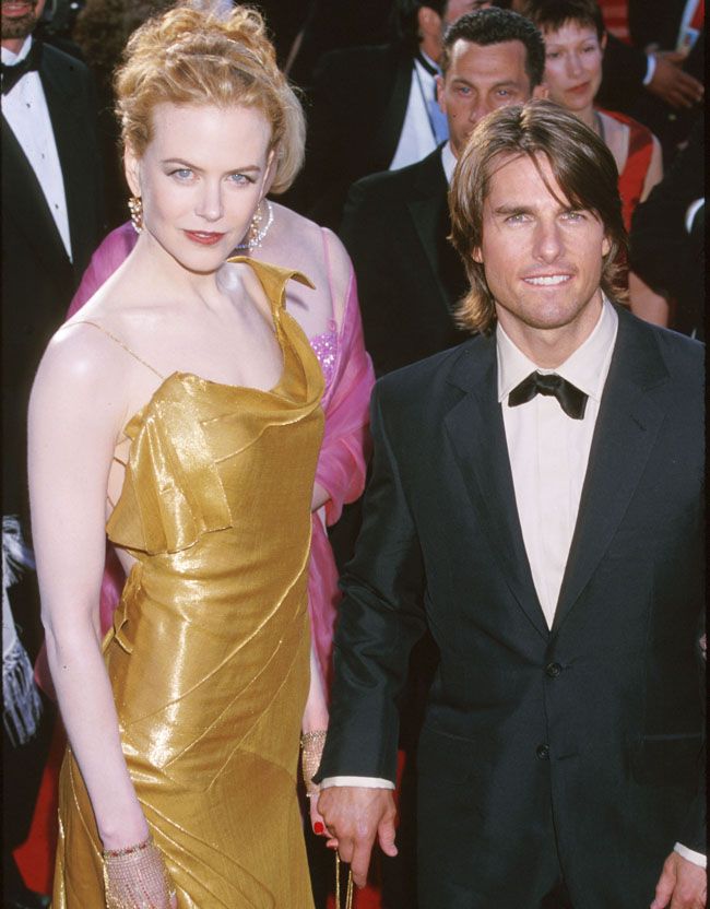 Fiica cea mare a lui Tom Cruise si a actritei Nicole Kidman, disperata sa iasa din umbra celebrilor ei parinti. Cu ce outfit nepotrivit a iesit in public