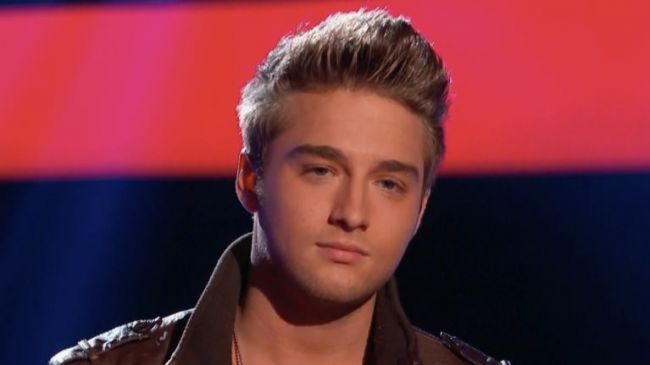 Un roman a facut senzatie la "The Voice" SUA! Cum a impresionat juriul si cine a intors scaunul pentru el