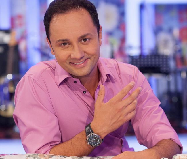 Maruta te cere de sosie! Daca semeni cu o vedeta, inscrie-te aici si Maruta te face celebru