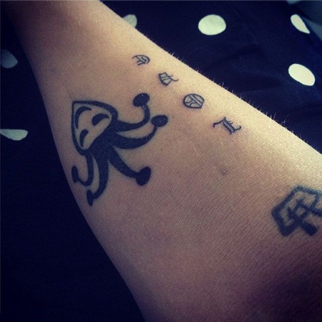 Un mesaj pentru Selena Gomez? Cum arata noul tatuaj al lui Justin Bieber