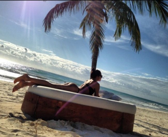 Irina Shayk si-a pozat posteriorul de invidiat in Mexic. Cum arata cadrul de peste 50.000 de like-uri