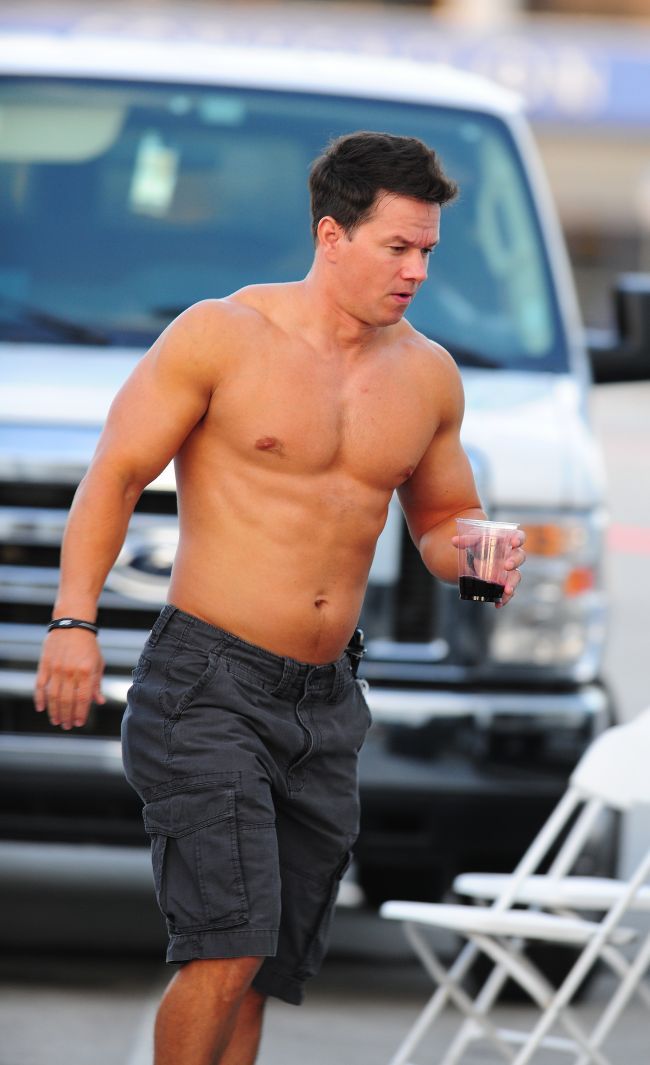 Mark Wahlberg, doar o umbra a barbatului fatal de odinioara. Cum arata actorul dupa ce a slabit 18 kilograme pentru un rol