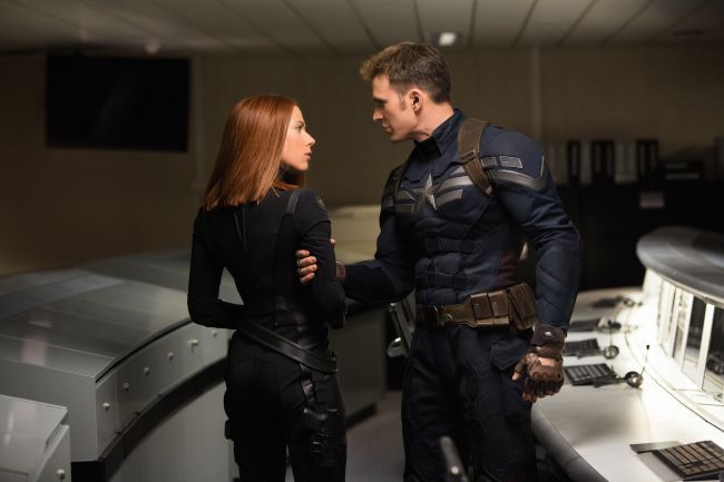 Cum sa iti faci un machiaj ca al lui Scarlett Johansson din Captain America 2: VIDEO