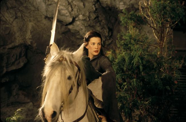 Frumoasa Arwen, la 11 ani de la difuzarea ultimului film Stapanul Inelelor . Cum arata fara machiaj, in viata de zi cu zi