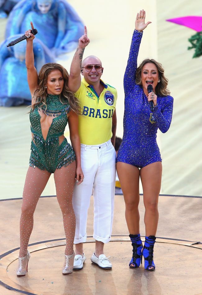 Le-a aratat brazilienilor ce inseamna spectacolul. Vezi cat de bine arata Jennifr Lopez intr-un body decoltat