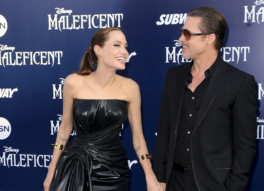 Angelina Jolie si Brad Pitt, intr-un moment intim. Cum au fost surprinsi cei doi