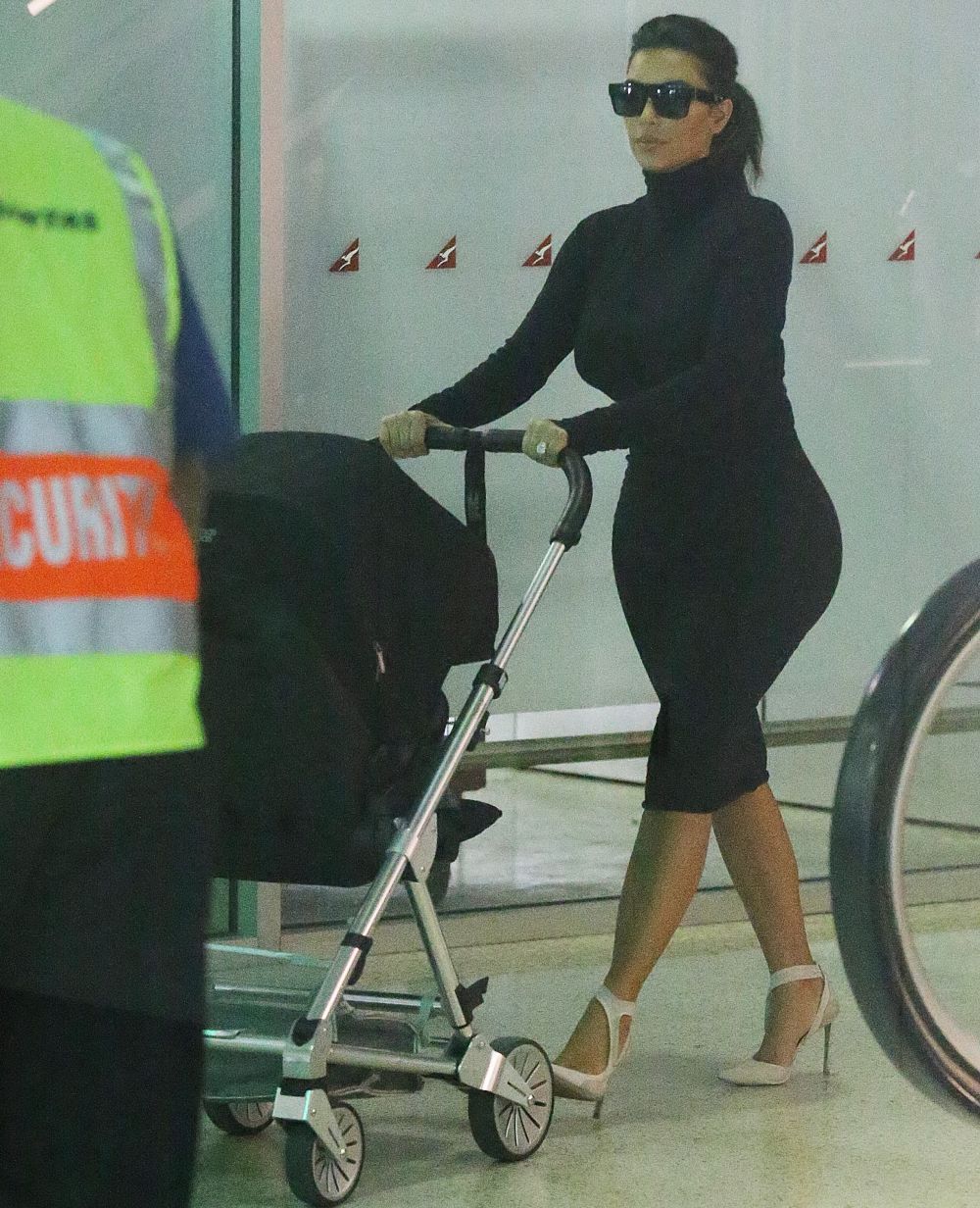 Moment stanjenitor pentru Kim Kardashian. Ce a trebuit sa faca vedeta pe un aeroportul din Adelaide