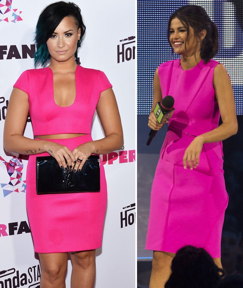 Selena Gomez s-a afisat intr-o rochie roz neon la aproape o saptamana dupa ce Demi Lovato a purtat un outfit similar. Cui ii sta mai bine?