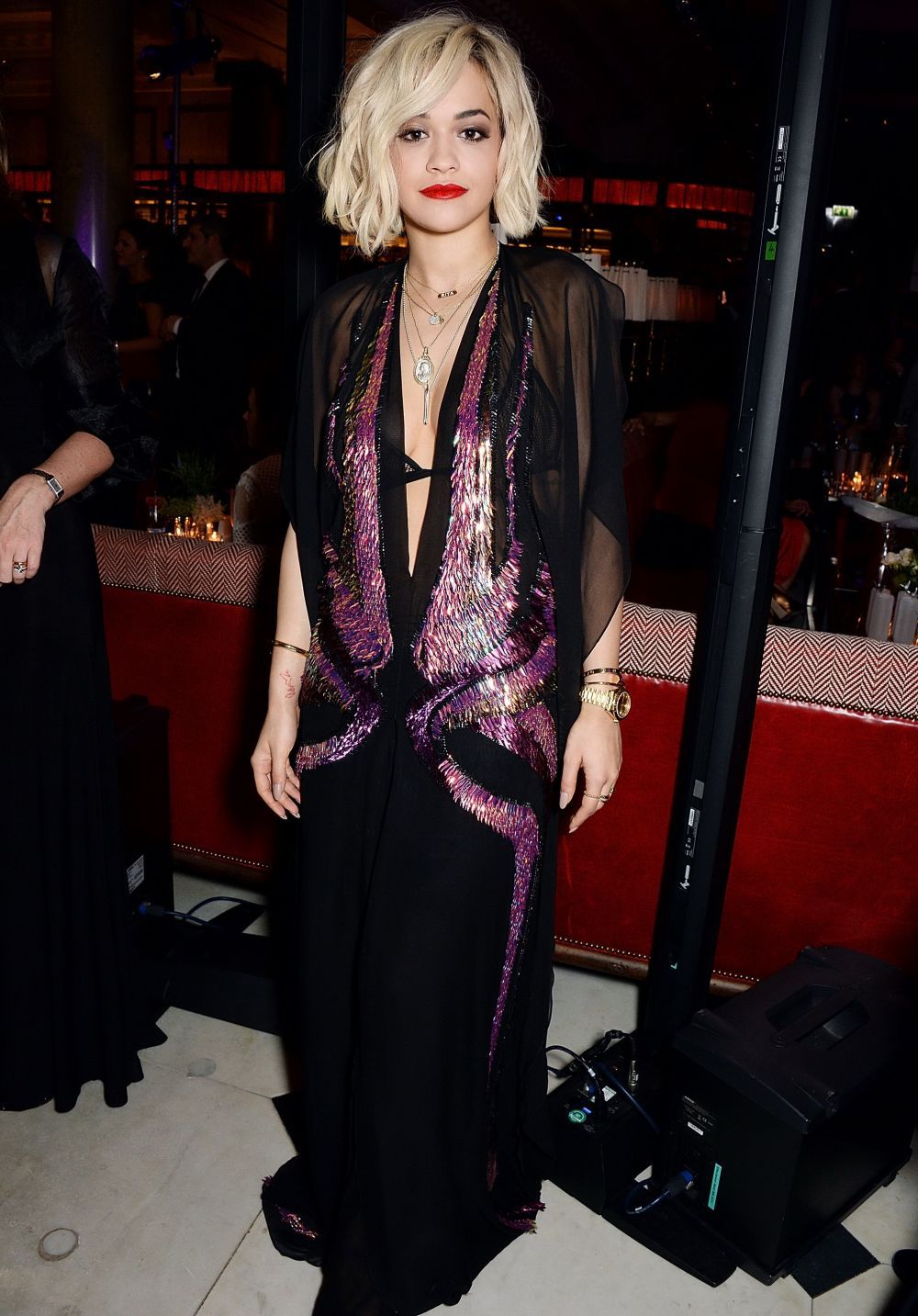 Schimbare radicala de look: a fost confundata cu Rita Ora dupa ce s-a pozat blonda. Cum arata acum Kylie Jenner