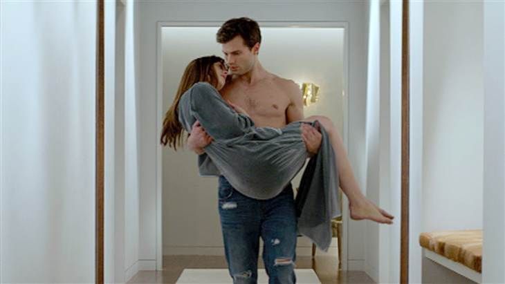 Cele mai rautacioase comentarii despre prestatia lui Jamie Dornan din "50 Shades of Grey". Ce au spus criticii