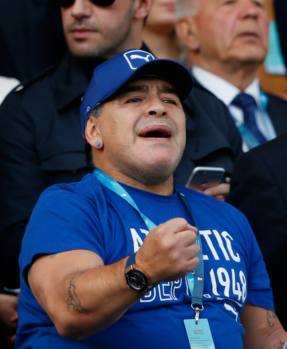 Maradona, implicat intr-un scandal imens.O jurnalista din Rusia il acuza de agresiune sexuala: Mi-a smuls hainele!