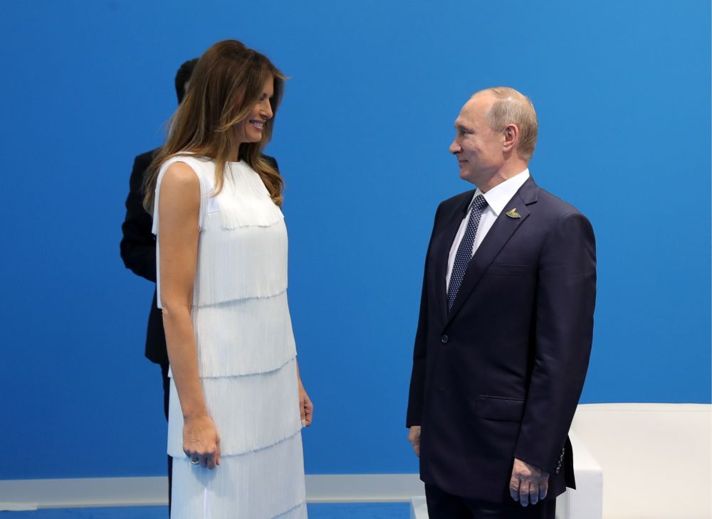 Vladimir Putin, cucerit de Melania Trump. Imaginile cu cei doi, care au facut inconjurul lumii