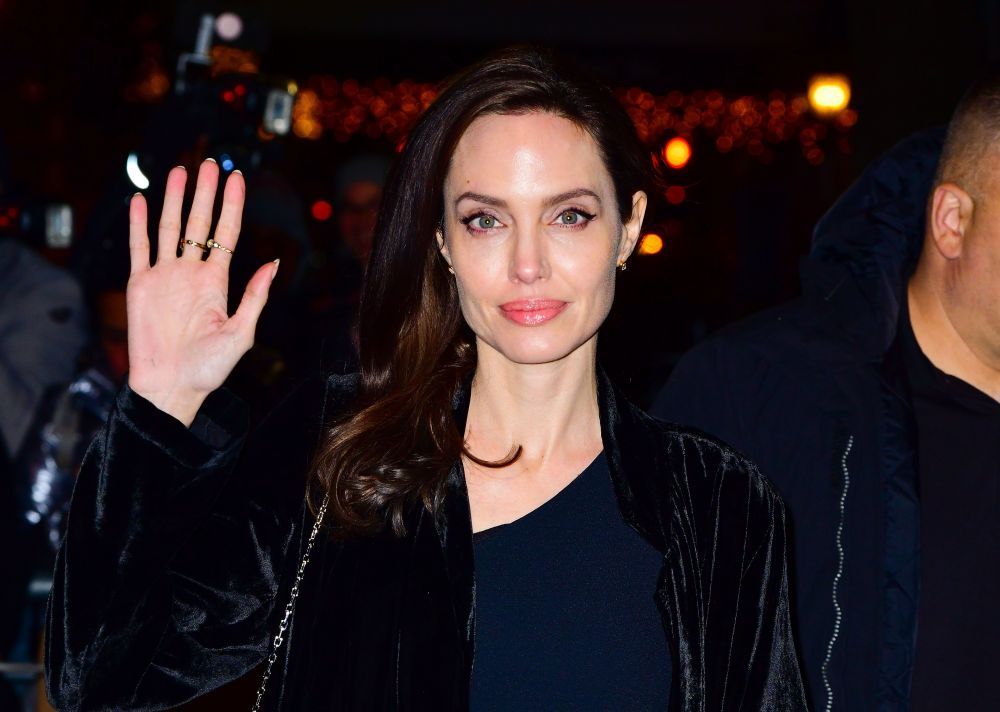 Zoom pe chipul Angelinei Jolie. Asa arata de aproape una dintre cele mai frumoase si admirate femei din toate timpurile