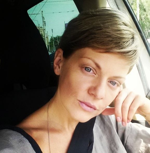 Dana Nălbaru, schimbare radicală de look la 41 de ani. Vedeta le-a arătat fanilor noul look printr-un selfie