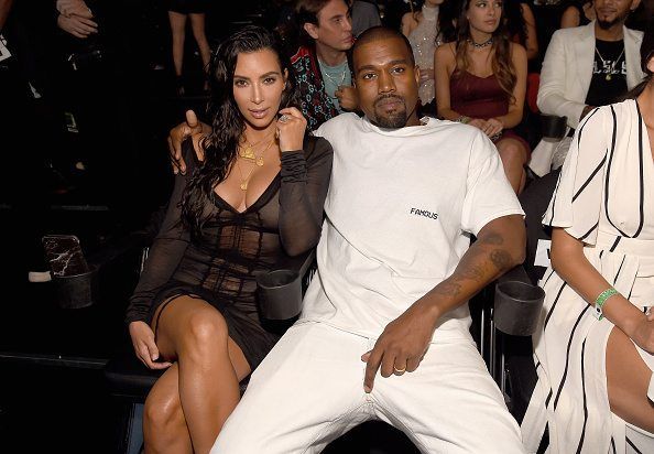 Kanye West și Kim Kardashian vor să &icirc;i depășească pe William și Kate. Sursă: &bdquo;Vor o dinastie