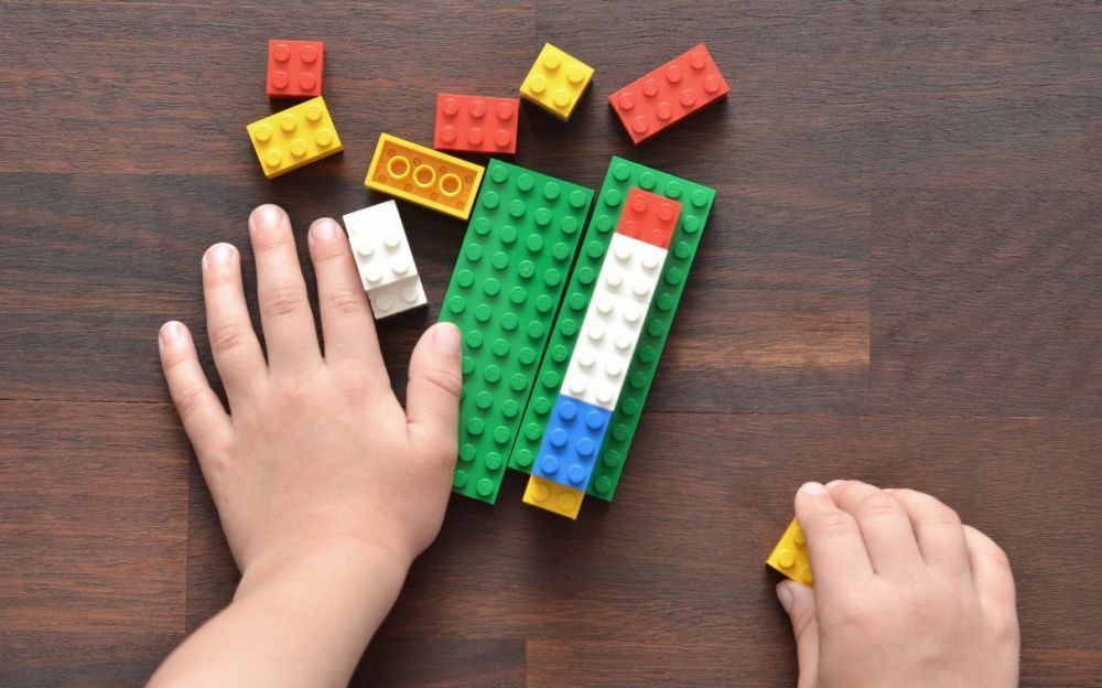 Incredibilul mod &icirc;n care jucăriile Lego &icirc;ți pot ajuta copilul să &icirc;nvețe matematică