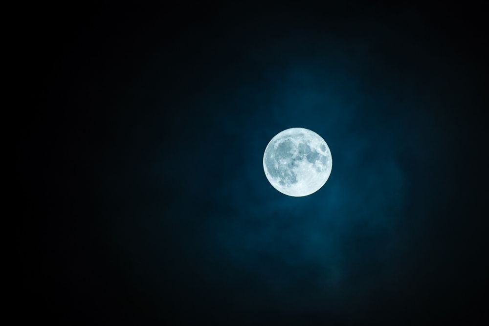Luna Plină &icirc;n Scorpion, de pe 19 mai, are efecte uriaşe! Vezi la ce să te aştepţi şi la ce să fii atent