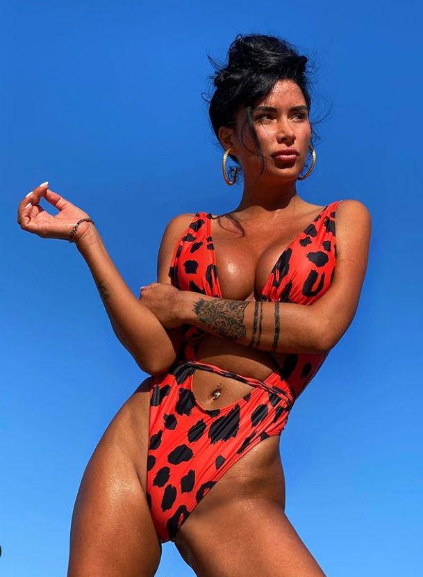 Daniela Crudu, din ce &icirc;n ce mai sexy pe Instagram. Cum s-a pozat după ce numele ei este pe primele pagini
