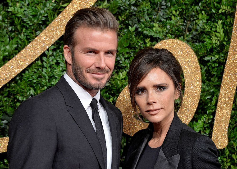 Victoria și David Beckham au avut COVID-19. Cei doi s-ar fi infectat la o petrecere din Los Angeles
