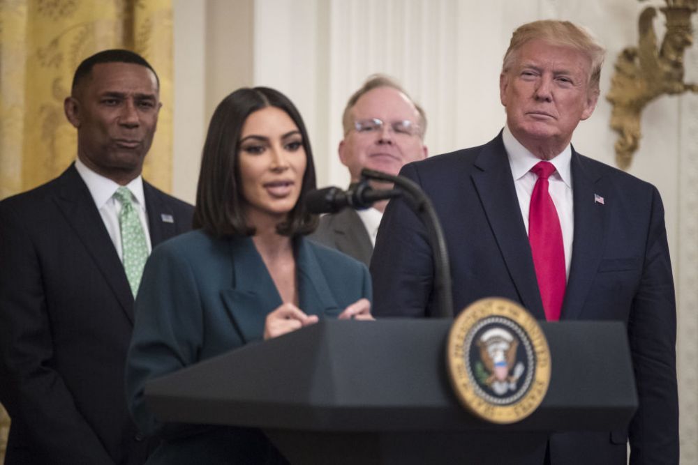 Kim Kardashian &icirc;i cere lui Donald Trump să salveze un deținut condamnat la moarte