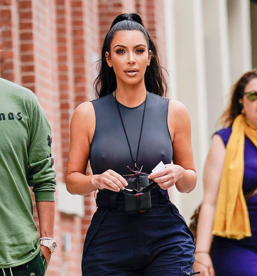 Cine ar fi noul bărbat din viața lui Kim Kardashian după divorțul de Kanye West