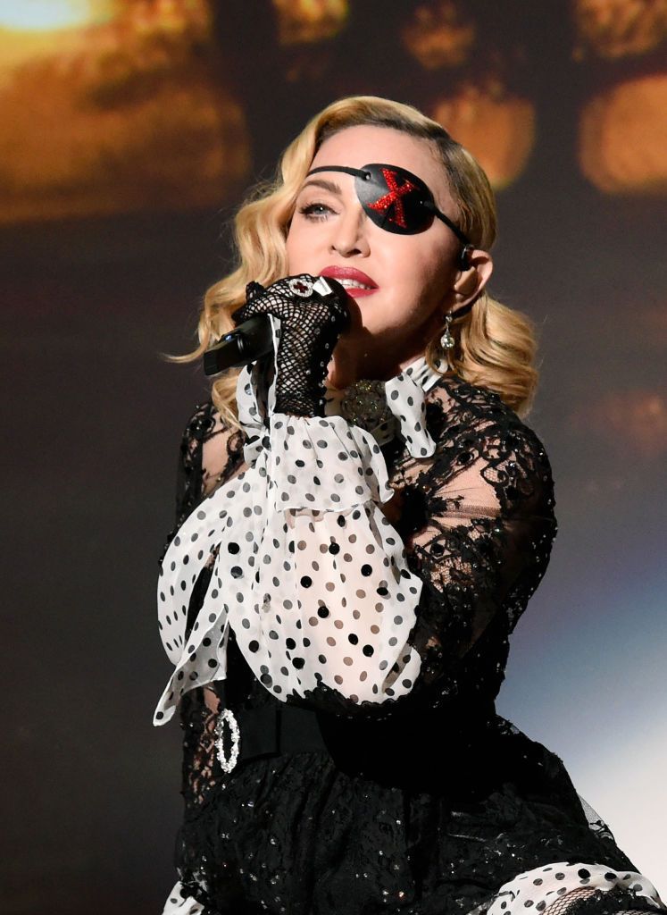 Madonna, mesaj pentru Papa Francisc: &ldquo;Am fost excomunicată de trei ori&rdquo;