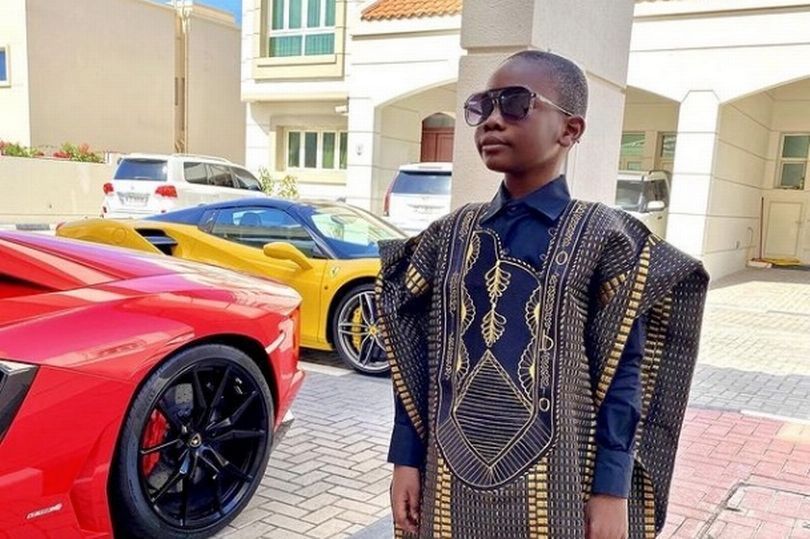 Cel mai bogat copil din Africa a primit de ziua lui un Lamborghini de 300.000 de lire sterline