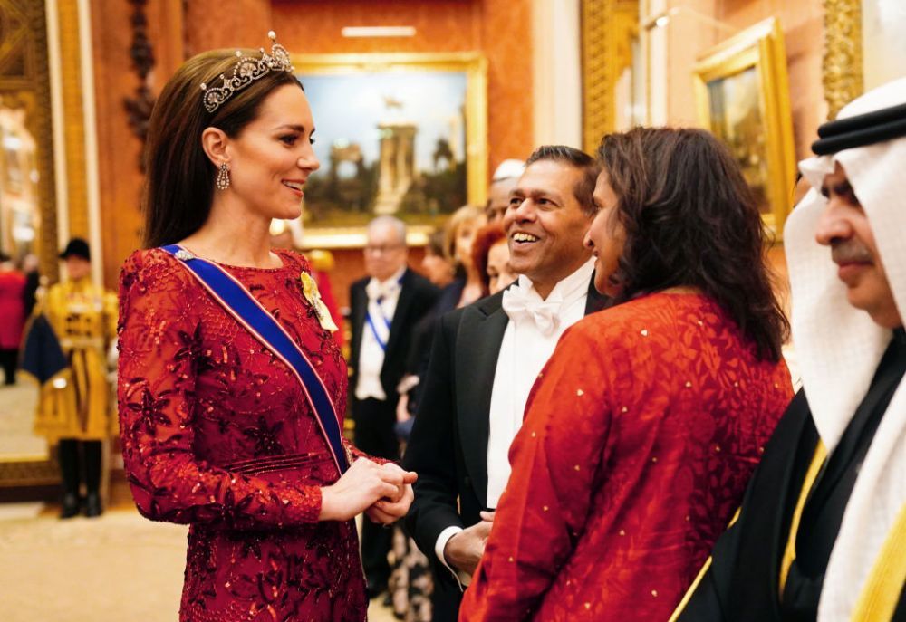 Una mai elegantă ca alta! Kate Middleton și Megan Markle, apariții impecabile &icirc;n public