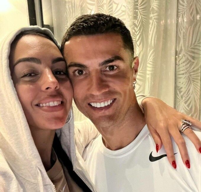 Georgina Rodriguez, din nou &icirc;nsărcinată? Fotografia care a dat-o de gol pe iubita lui Cristiano Ronaldo