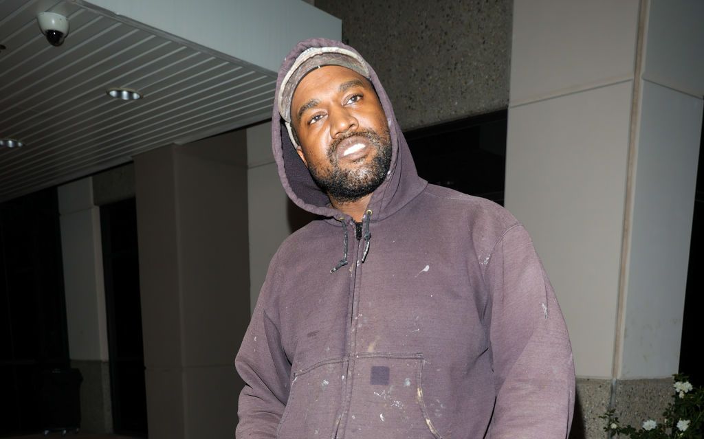Kanye West a fost dat &icirc;n judecată din nou. Fostul soț al lui Kim Kardashian este acuzat de hărțuire sexuală